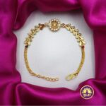 Velan-Covering-Ad-Stone-Bracelet-1