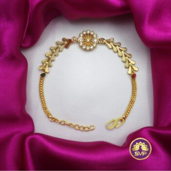 Velan-Covering-Chidambaram-Bracelets